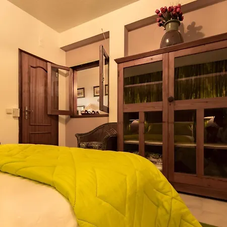 Almocageme Seaview Apartmán *